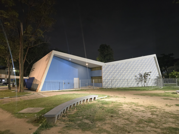 RioLuz entrega nova iluminação no Teatro Armando Gonzaga