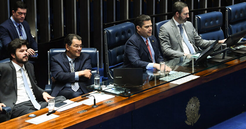 Senado aprova MP do setor elétrico com abertura do mercado livre de energia
