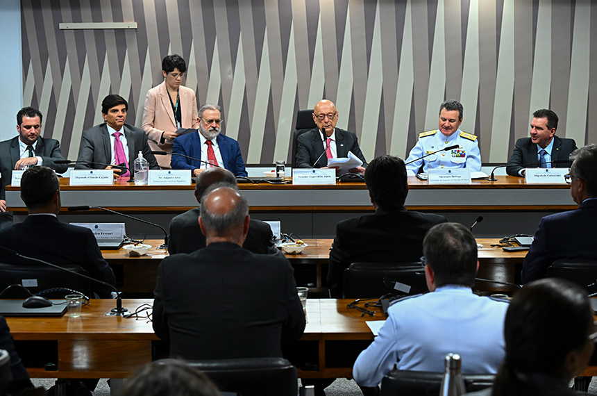 Senado instala Frente Parlamentar da Economia do Mar - Setor Náutico