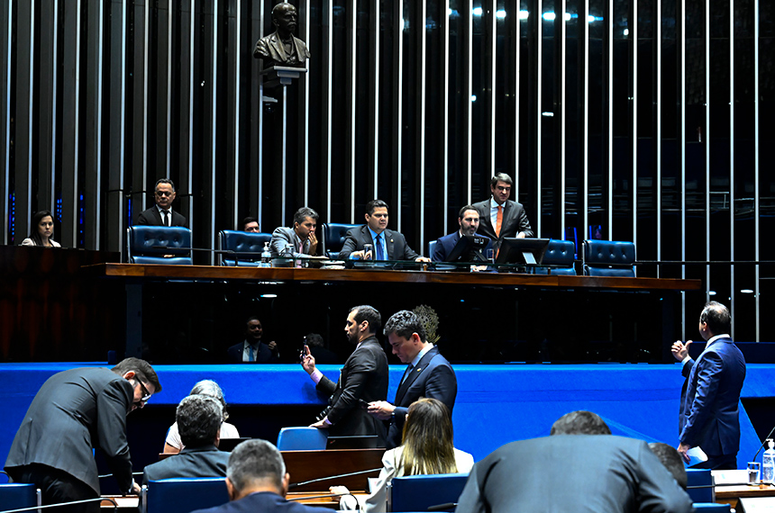 Sistema Nacional de Educação segue para sanção