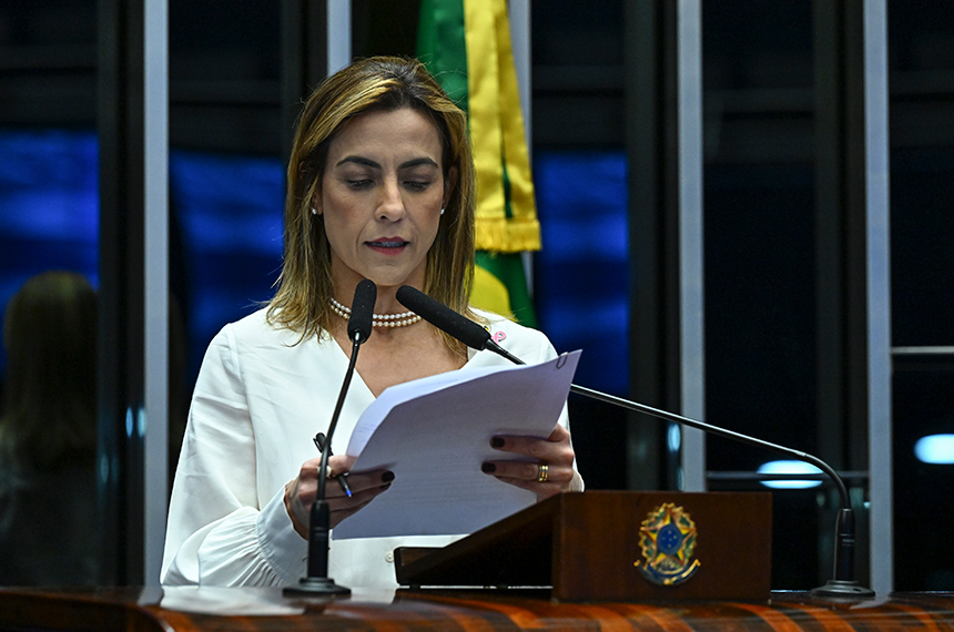 Senadora Soraya Thronicke (Podemos-MS) em discurso à tribuna.
