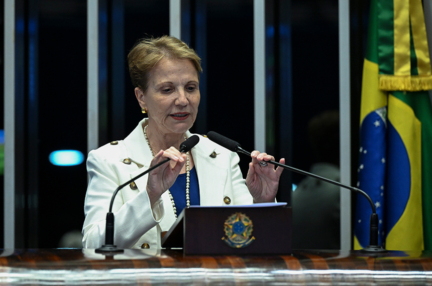 À tribuna, em discurso, senadora Tereza Cristina (PP-MS).