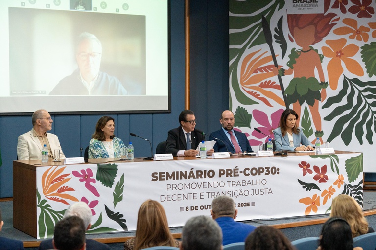 “Transição justa é sobre pessoas, não apenas economia ou tecnologia”, afirma Luiz Marinho em Seminário Pré-COP 30