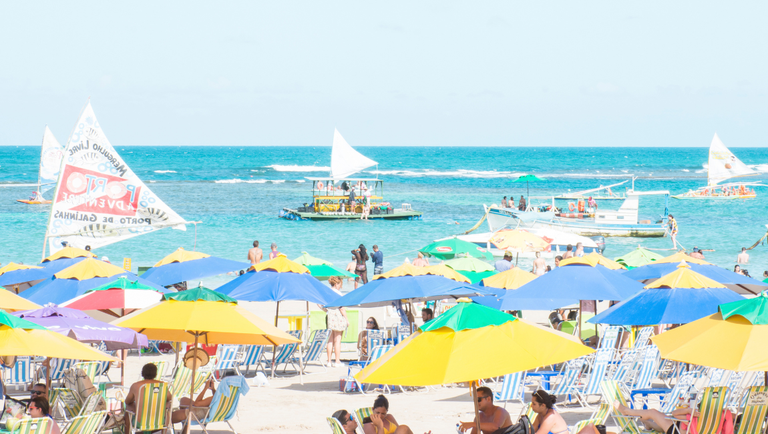 Turismo brasileiro cresce 6% no ano e chega a 15 meses seguidos de aumentos