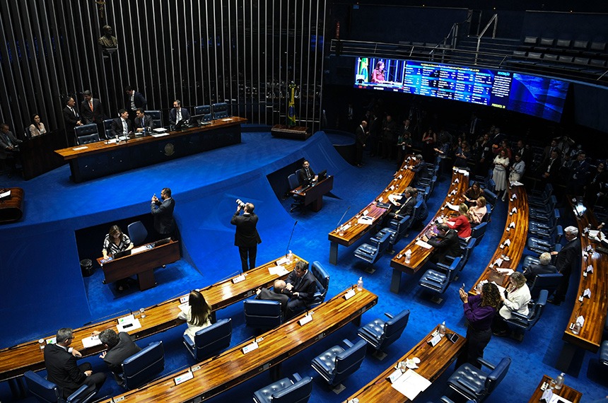 Vai a sanção sistema para pessoas com necessidade complexa de comunicação