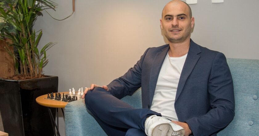 Emissão de visto de turismo para brasileiros nos EUA cresce quase 40%