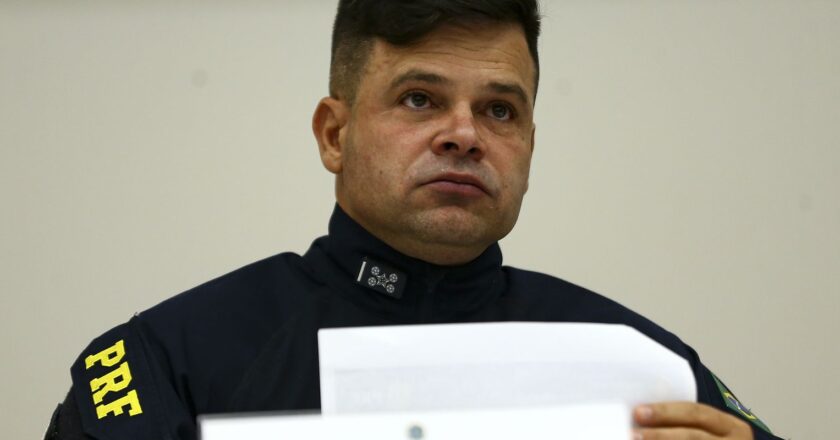 Polícia Federal prende ex-diretor-geral da PRF Silvinei Vasques