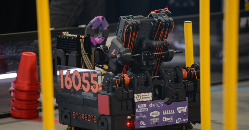 Festival de robótica reúne estudantes até este sábado no Rio