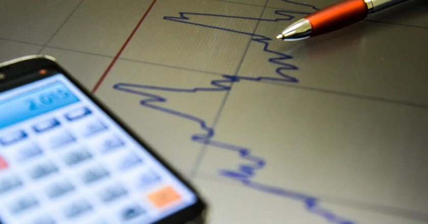 Ipea projeta maior crescimento e menor inflação em 2023