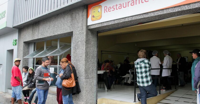 Restaurante popular do centro de Porto Alegre reabre amanhã