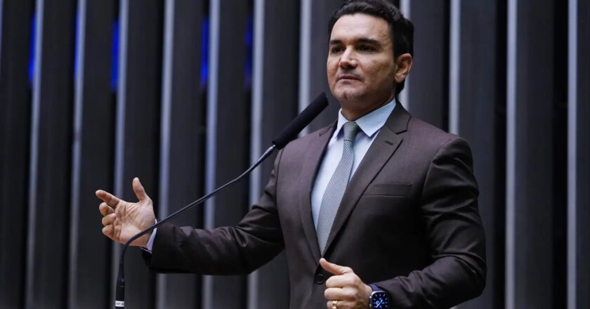 Nomeação de Celso Sabino é publicada no Diário Oficial da União