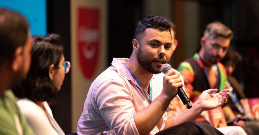 Bienal: autores LGBTQIA+ conquistam visibilidade e comemoram audiência