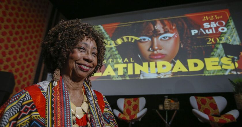 Festival Latinidades tem início em SP com homenagem a Helena Theodoro