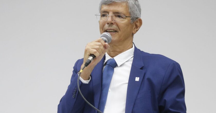 UFRJ vai buscar cotistas que abandonaram a faculdade, diz novo reitor