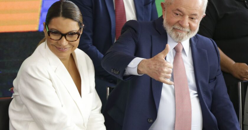 Lula embarca para a Bélgica para discutir cooperação com europeus