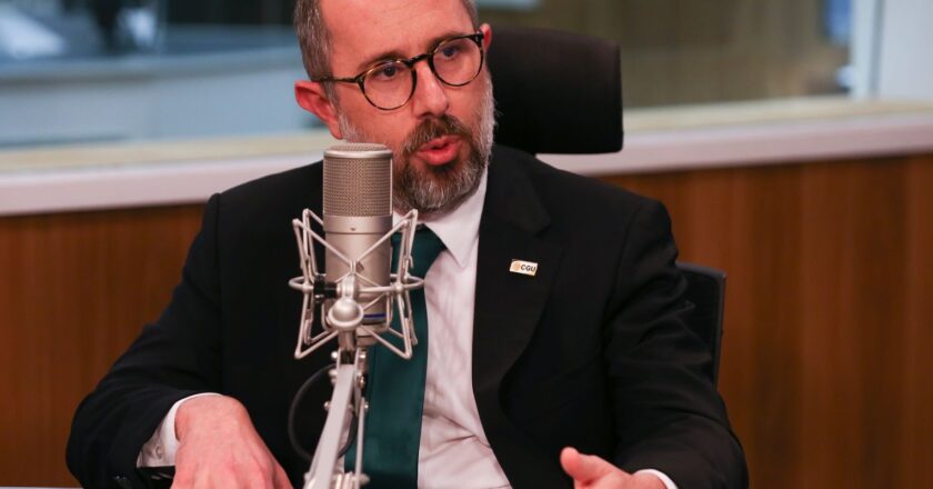 Houve excesso de justificativa em sigilos, diz ministro da CGU