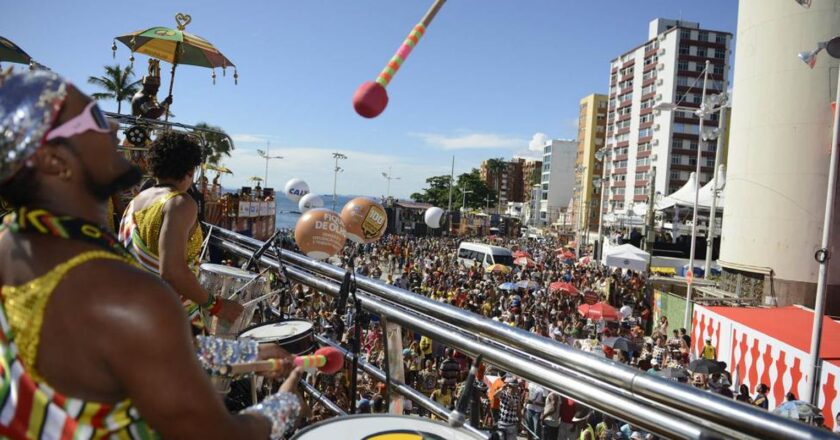 Ivete, BaianaSystem, Brown e Ilê Ayê abrem carnaval de Salvador