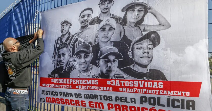 Chacina de Paraisópolis: parentes e movimentos sociais fazem protesto