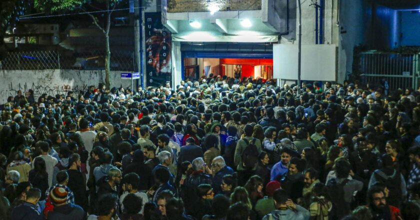 Despedida festiva de Zé Celso refletiu energia do dramaturgo em vida