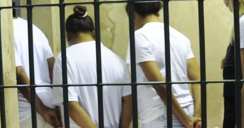 Apesar de decisão do STF, grávidas ainda são encarceradas no Brasil