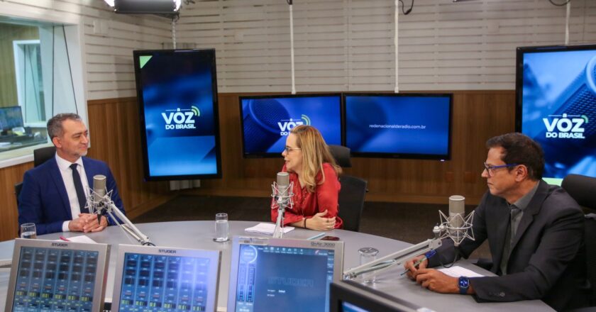 At 88, “A Voz do Brasil” draws new listeners, keeps loyal audience