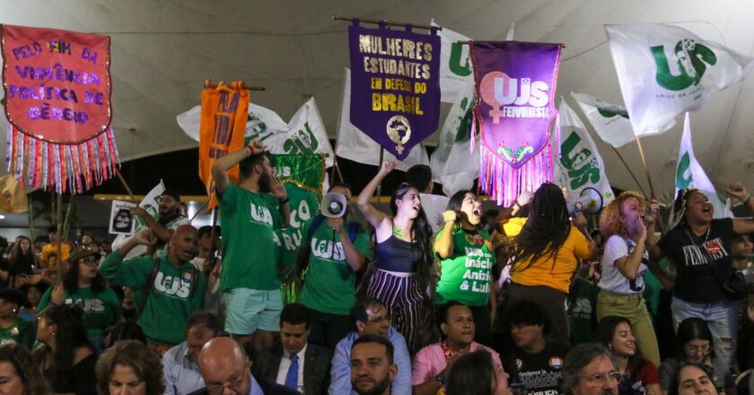 Congresso da UNE deve reunir cerca de 10 mil estudantes em Brasília