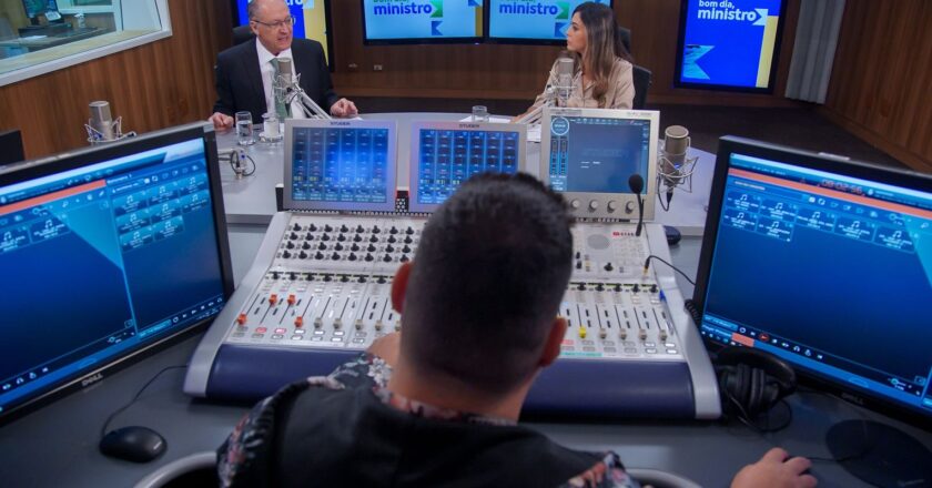 Alckmin diz que aprovação da reforma tributária foi sem toma lá, dá cá