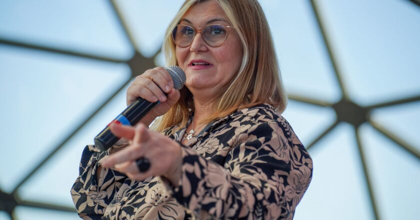 Presidenta da Caixa: Bolsa Família poderá ser pago com real digital