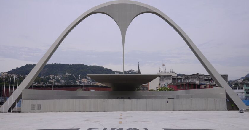 Carnaval RJ: ingressos populares se esgotam em menos de 2 horas