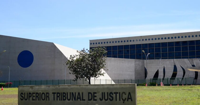 STJ nega liminar para que Dino forneça mais imagens do 8 de janeiro