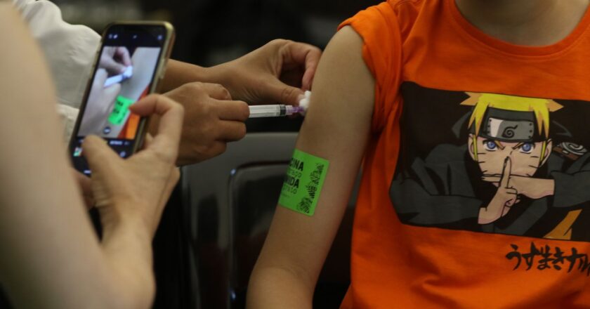 Pais são obrigados a vacinar crianças? O que diz a lei