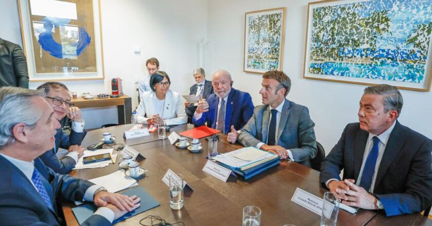 Presidentes apelam por eleições transparentes na Venezuela