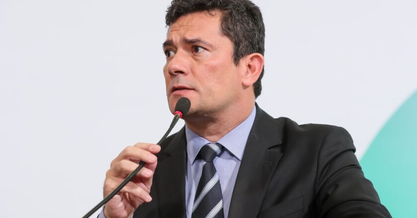 PGR reafirma denúncia contra Moro por calúnia contra Gilmar Mendes
