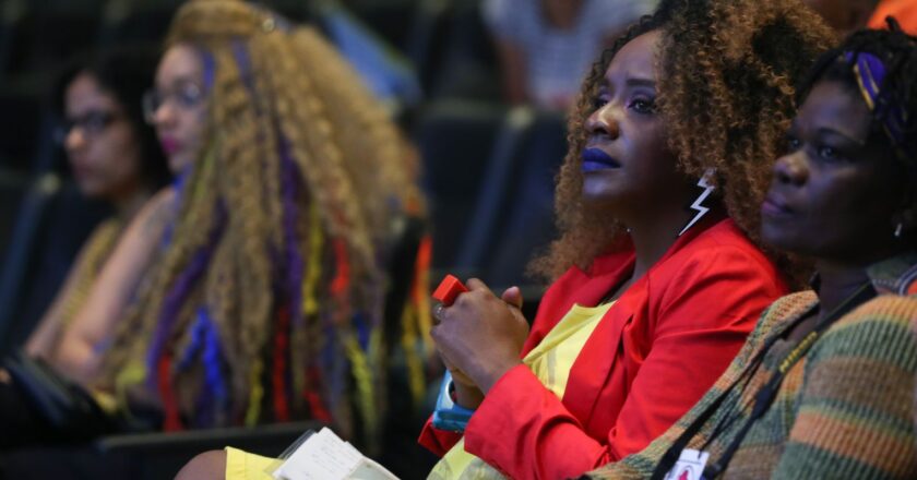 Empresas terão de incluir raça e etnia nos registros administrativos