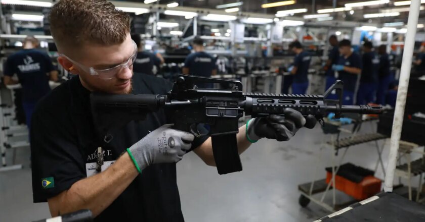 El número de armas privadas se duplicó: casi 3 millones en Brasil