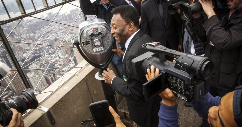 Pelé impulsionou crescimento do soccer com passagem pelos EUA