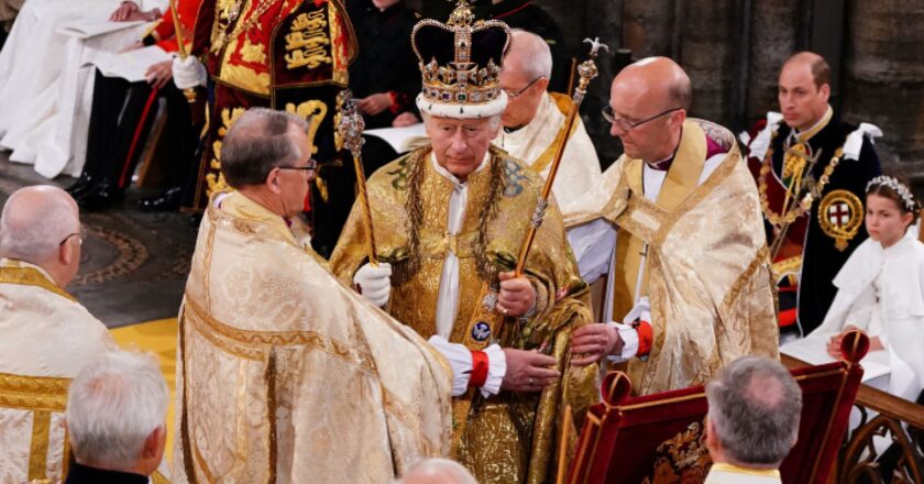 Rei Charles III é coroado neste sábado, em Londres