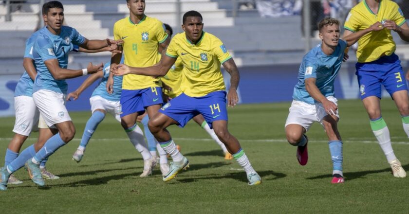 Brasil perde para Israel e dá adeus ao Mundial sub-20 de futebol