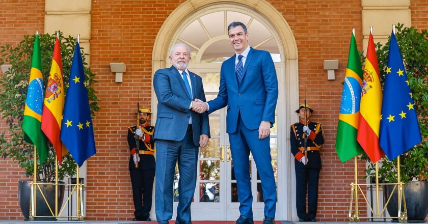 Na Espanha, Lula defende criação de um G20 da Paz