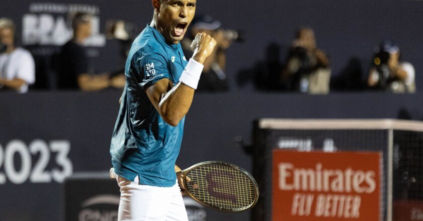 Tênis: Thiago Monteiro inicia Rio Open com vitória sobre Dominic Thiem