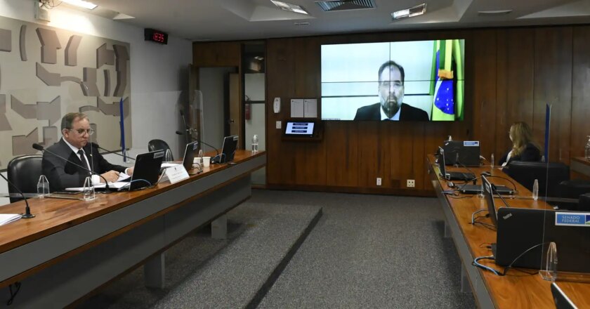 Senado define composição das comissões permanentes