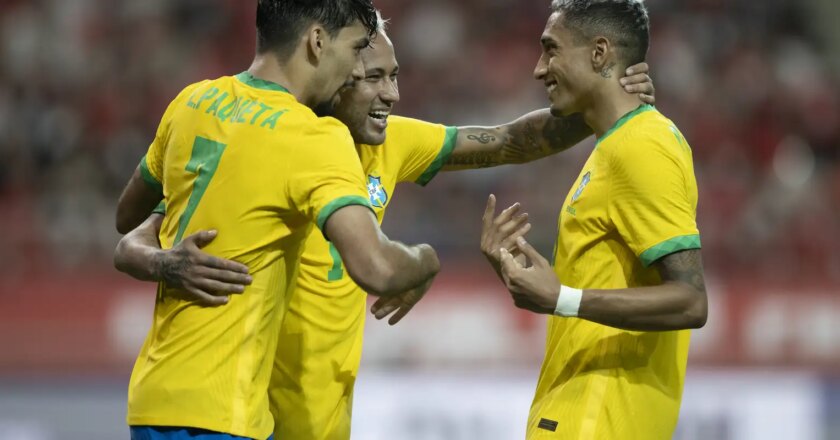 Tite repete escalação das oitavas para jogo do Brasil contra Croácia