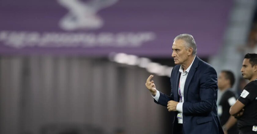 Tite cambia equipo brasileño para partido contra Camerún