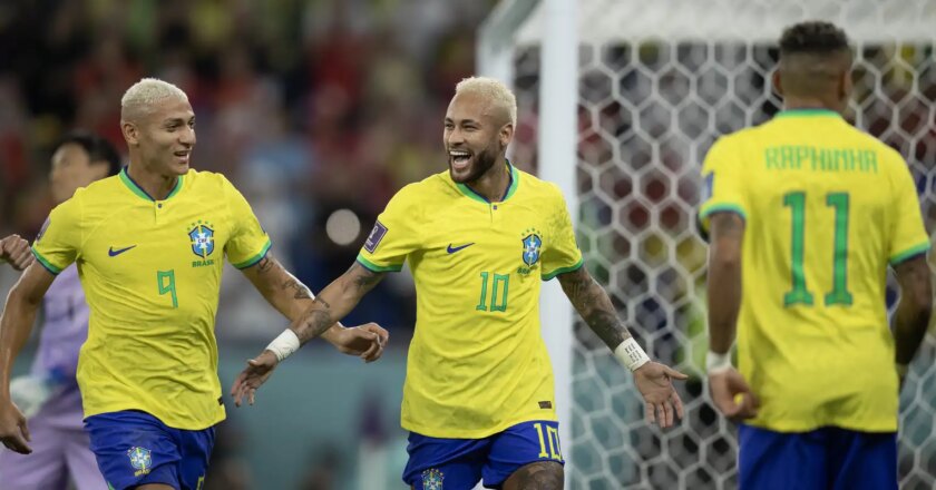 Brasil define clasificación en el primer tiempo y golea Corea del Sur