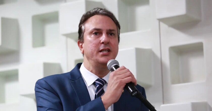 Santana põe alfabetização na idade certa como maior prioridade do MEC