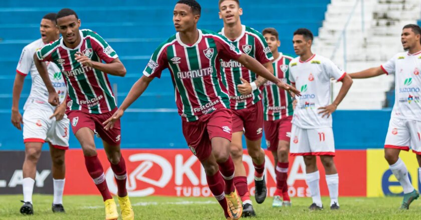 Fluminense goleia e garante classificação antecipada na Copinha