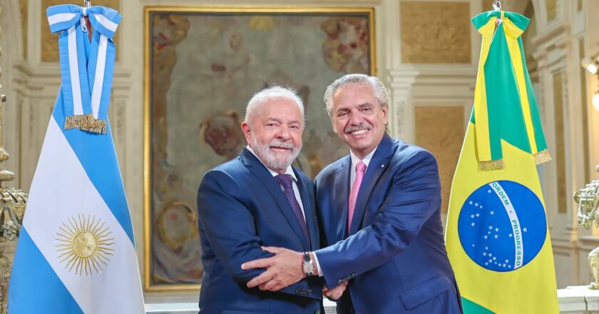 Brasil y Argentina estudian crear una moneda única para el comercio