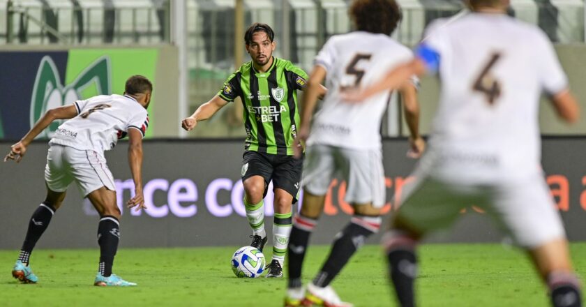 América-MG derrota Santa Cruz e segue vivo na Copa do Brasil