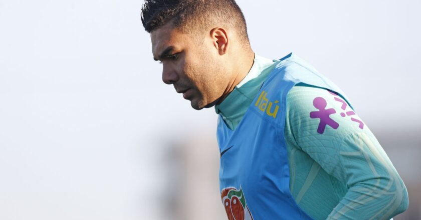 Seleção: Casemiro pede punições extremas a ataques racistas no esporte
