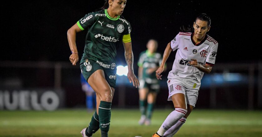 Palmeiras vence Flamengo para assumir liderança do Brasileiro Feminino